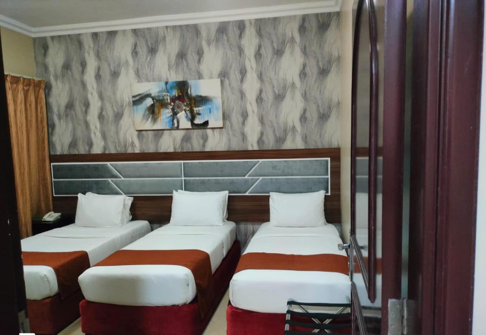 Emirates Stars Hotel Apartments Szardża Zewnętrze zdjęcie